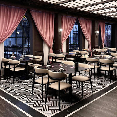 İyi fiyat Western Hot Pot Fast Food Restoranları için Restoran Sandalyeleri ile Özel Ticari Sintered Stone Yemek Masası çevrimiçi