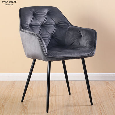 Goede prijs Hot selling Restaurantmeubilair Vrije tijd Eetstoel Gepuppelde fluwelen woonkamer Eetstoel Noordelijke stijl Dressing Chair online