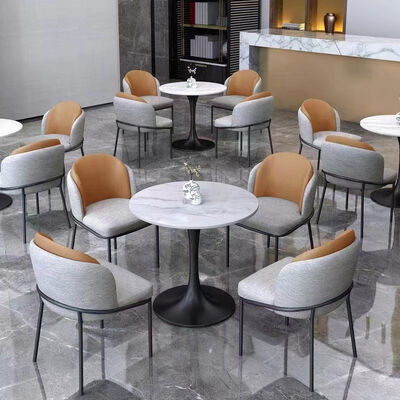 Prezzo buono Popolare Seduta a Booth per Ristorante Tavolino da Caffè in Metallo con Sedie in linea
