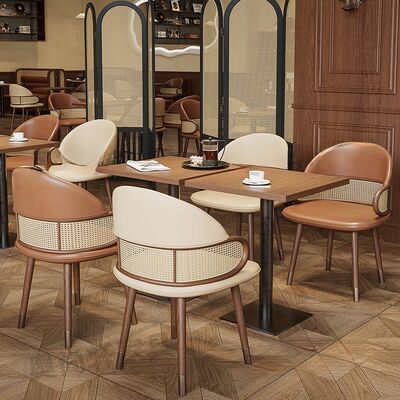 Bom preço Venda Quente Custom Café Restaurante Mobiliário Mesa e Cadeira Conjunto de Madeira Sólida Rattan Comercial Fábrica Direta on-line