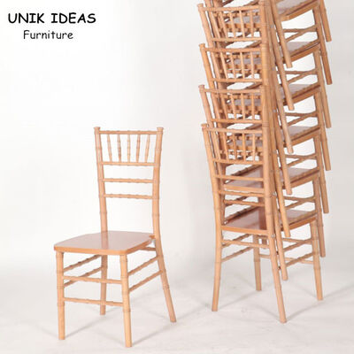 Bon prix Le banquet se pliant de mariage préside avec la chaise en bois rustique de Chiavari de couverture blanche en ligne